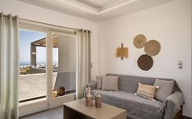 In The Heart Of Fira & Free Pool - Nychteri Suite